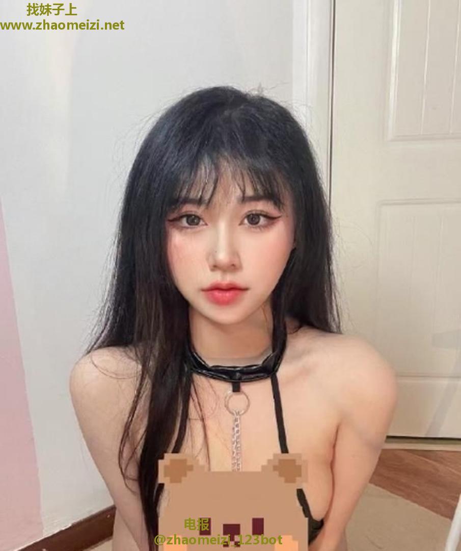 刚下海三点粉的小骚货