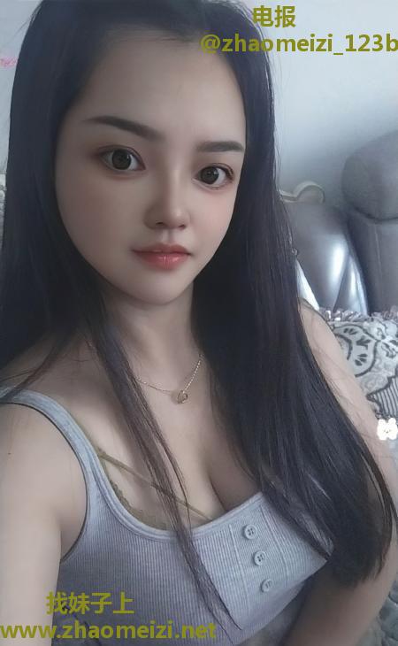 上城圆润巨乳少妇静静