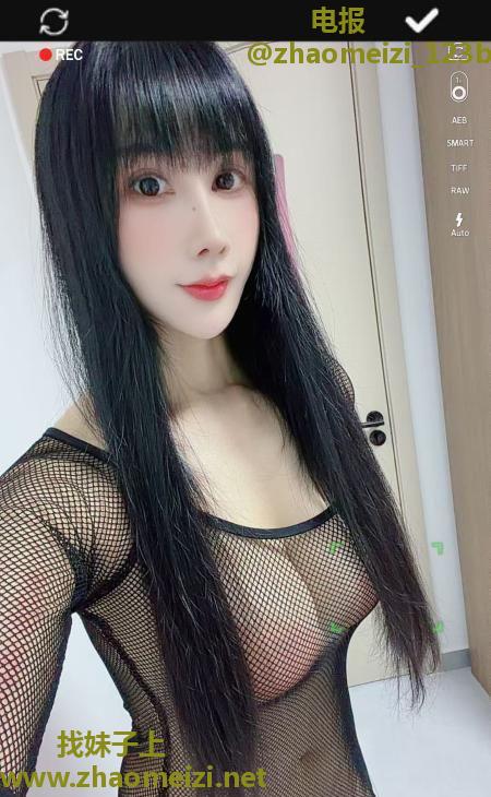风骚翘臀小蜜桃