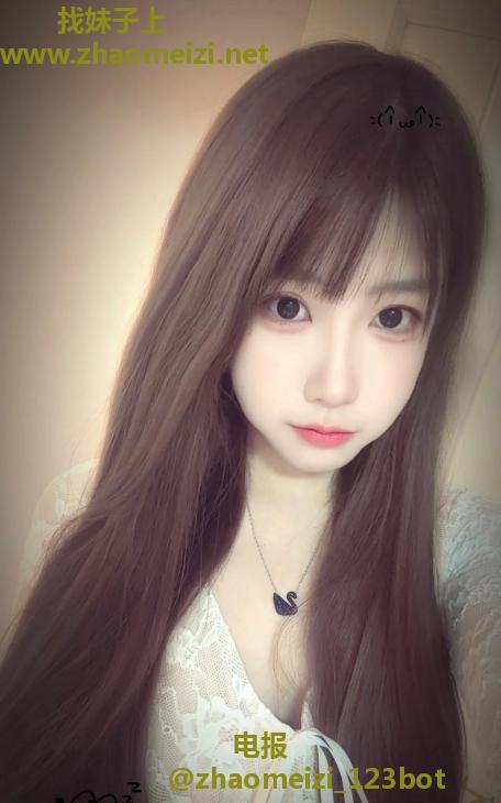 金水风骚性感嫩妹
