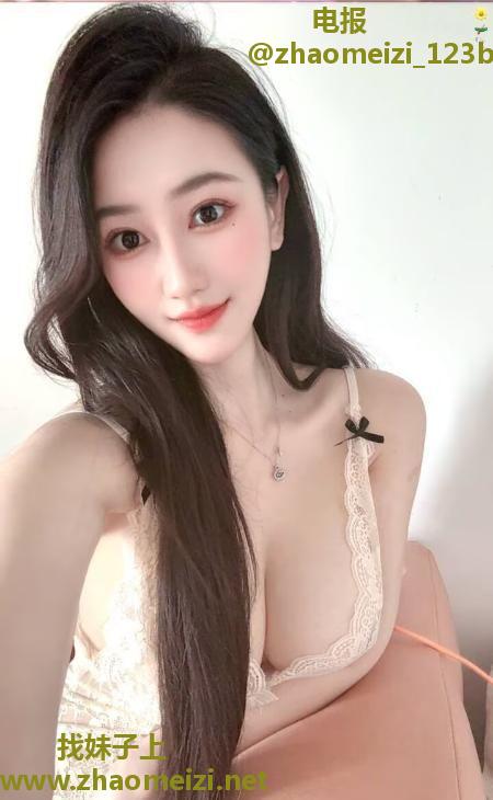 高颜美胸御姐