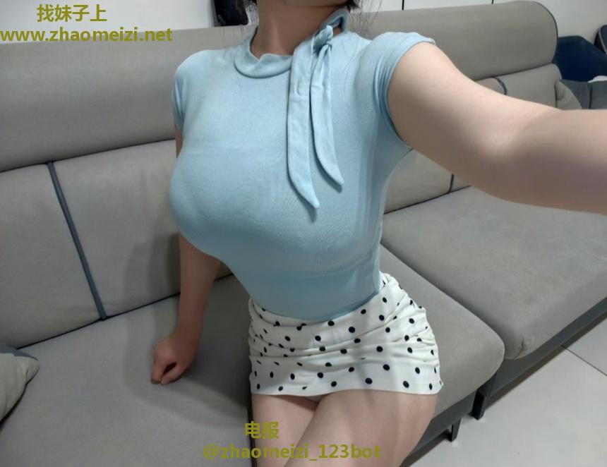 万润时光里大波妹