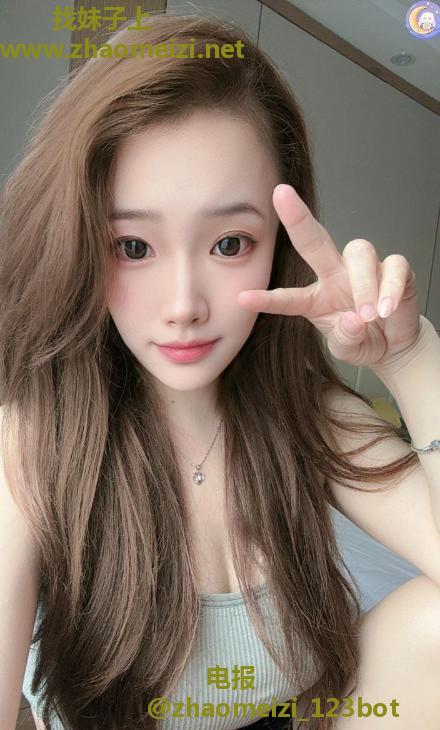 黄埔大胸好身材灵儿
