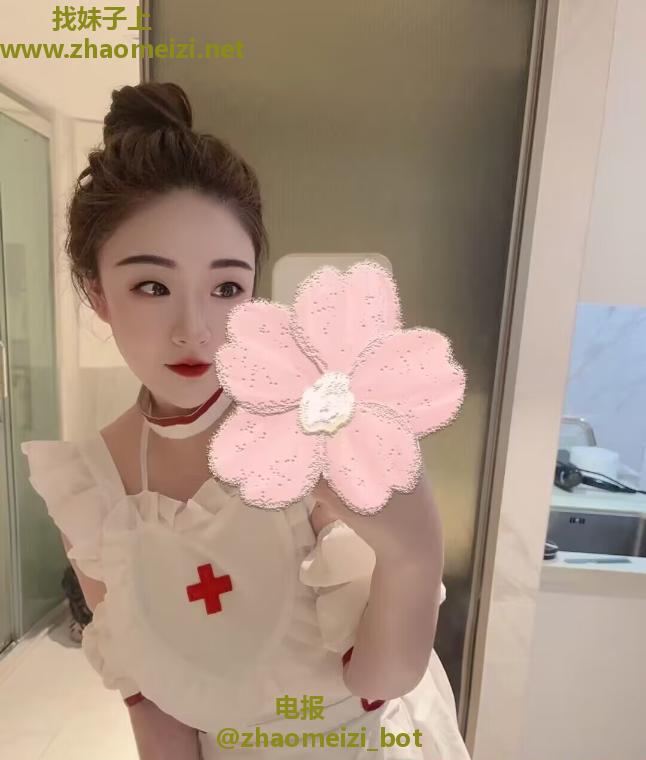 清纯美女服务态度好