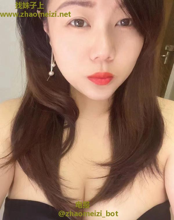 巨乳小青青