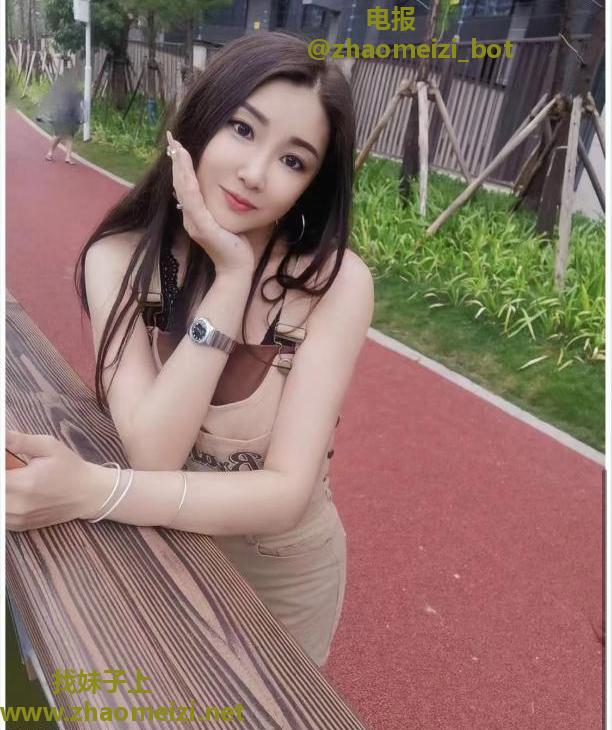 布吉大屁股少妇美娜