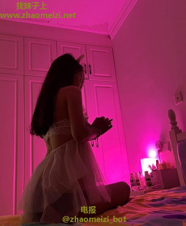 栖霞兼职小可爱