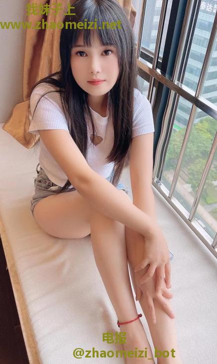 白云大胸妞晓妮