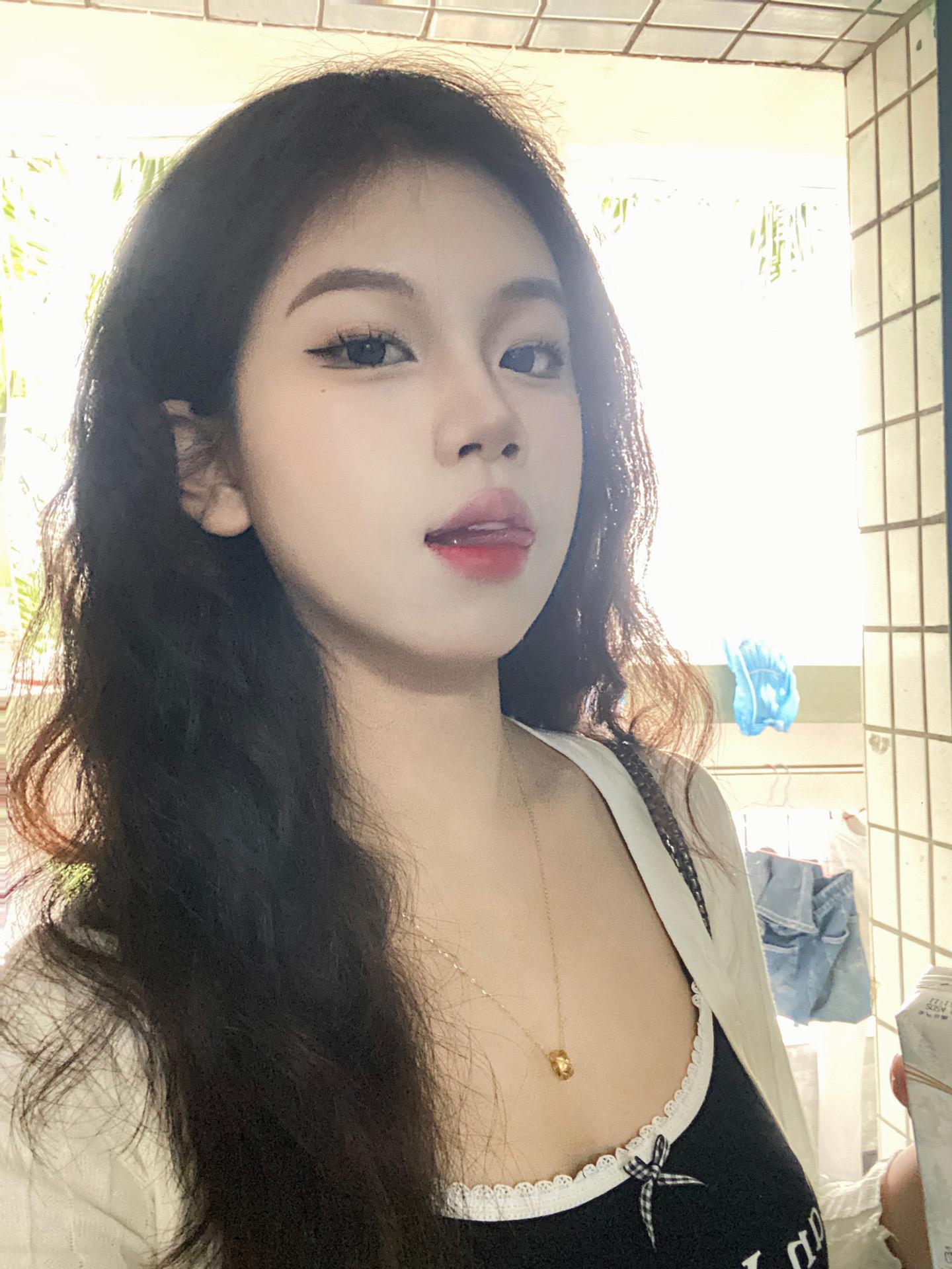 临沂兰山区非常嫩的妹子反差