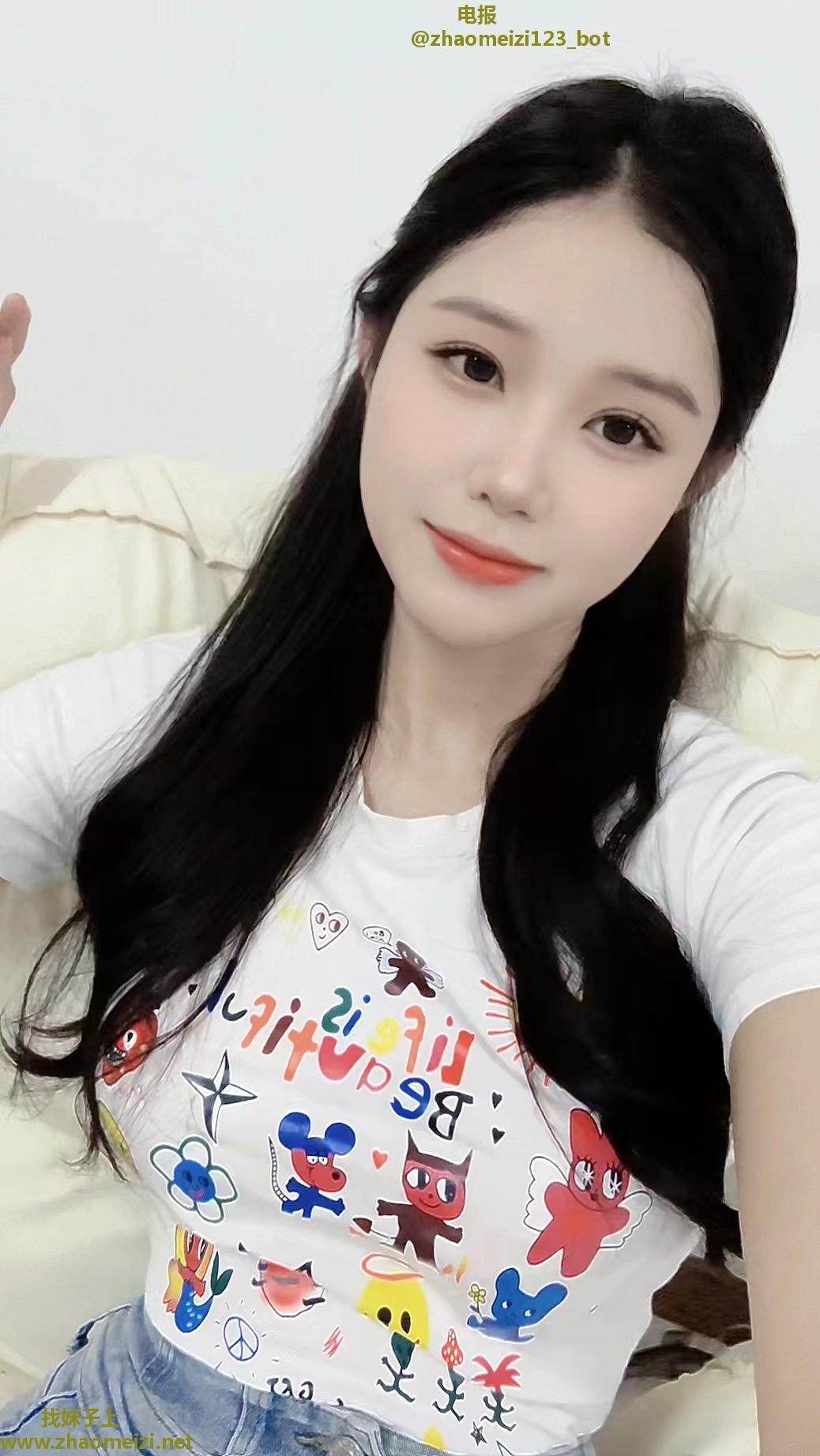 雁塔区奶大雪白性感兼职妹妹