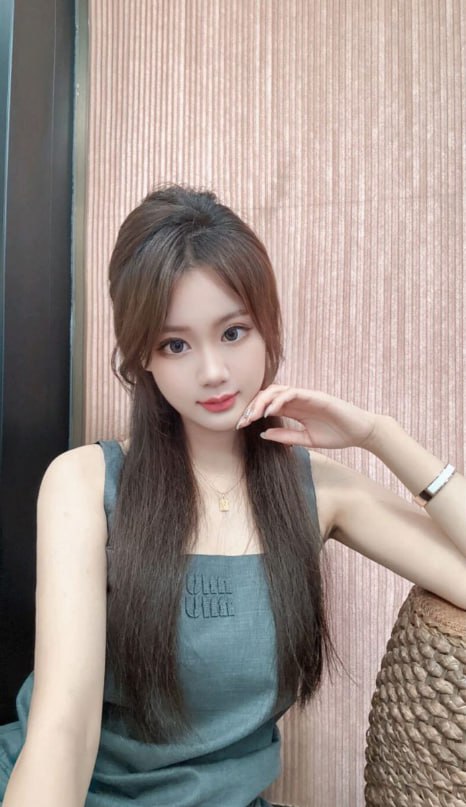 三点粉嫩纯欲小姐姐值得约