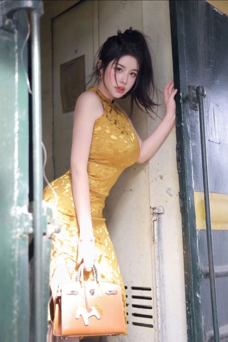 姐姐绣人身材胸大口活相当棒小穴粉水多