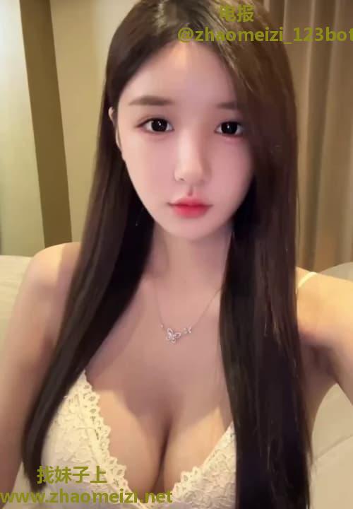 乌鲁这么漂亮的妹妹在我胯下呻吟