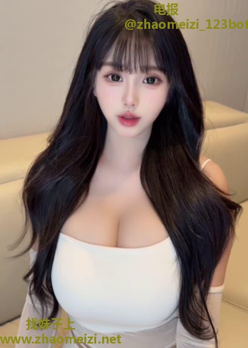 上海颜值不错奶子也不小