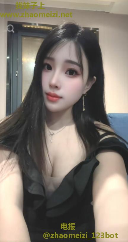 这妹子算行业里很不错的