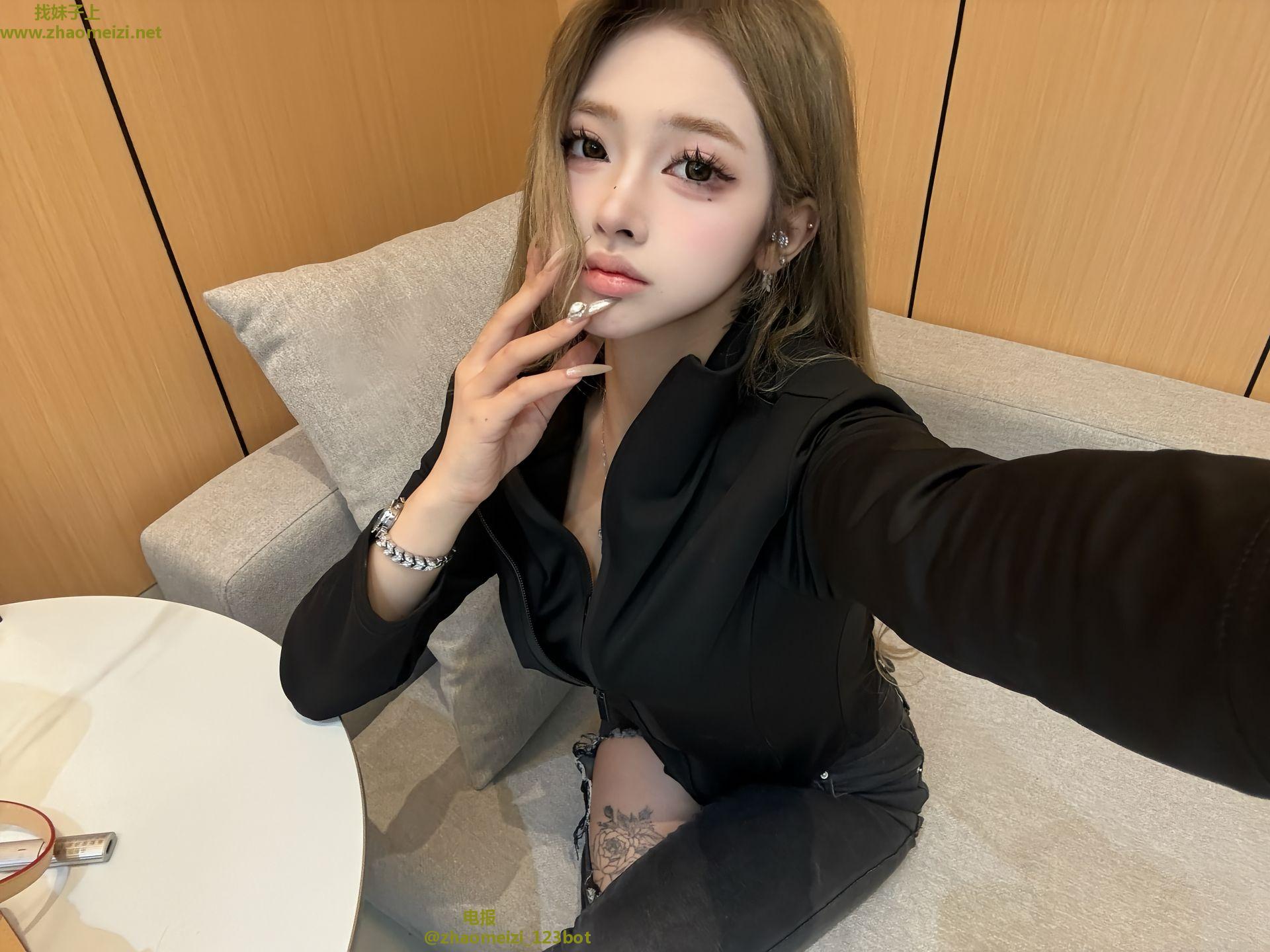 杭州嫩鸡潇潇很纯很欲