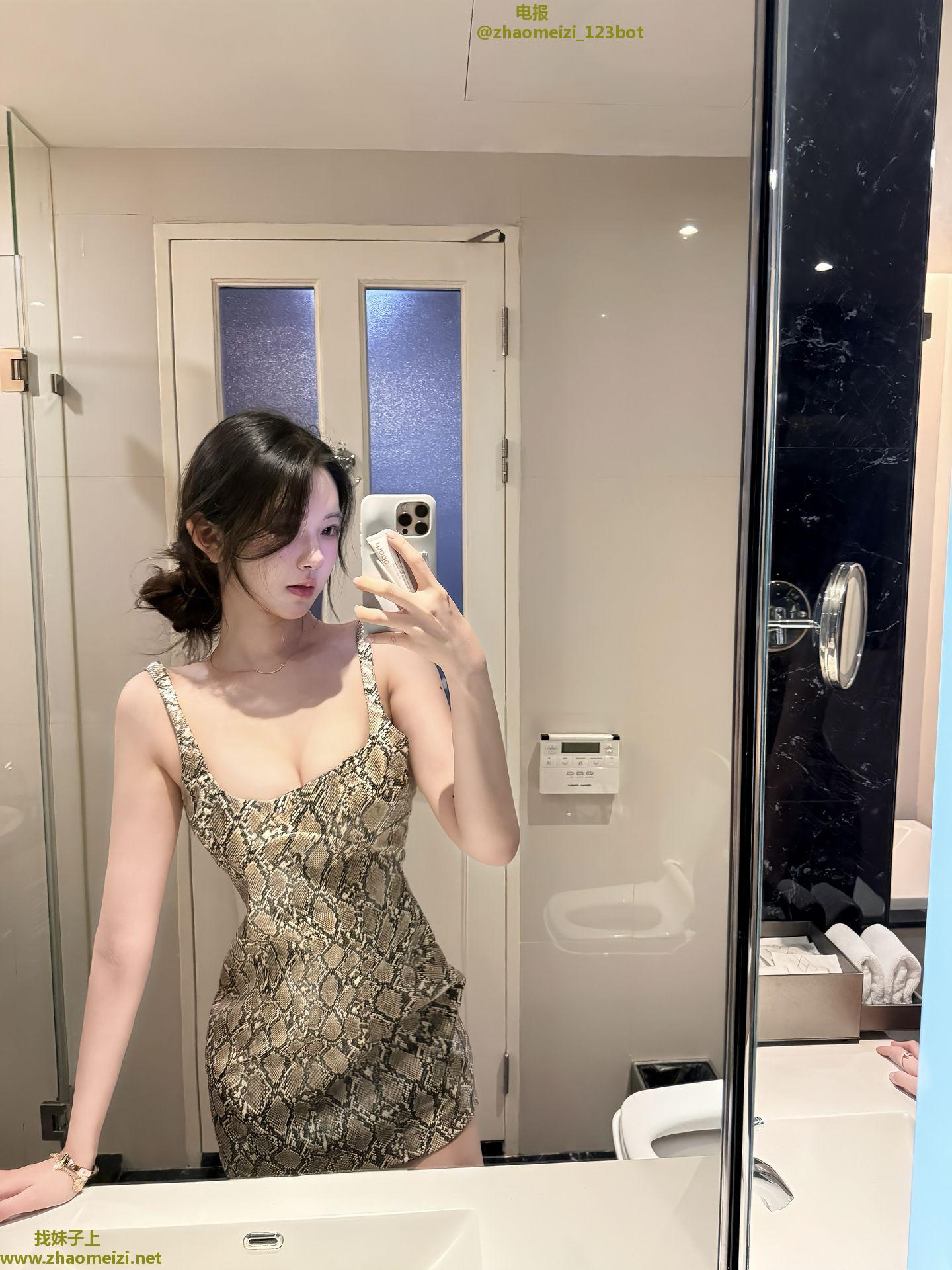 松江区瑜瑜美女人间水蜜桃