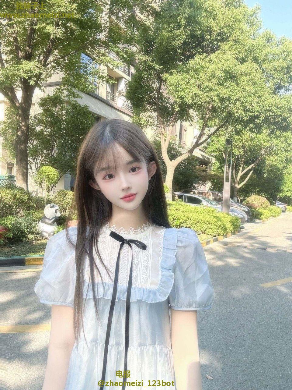 清纯少女 三点粉嫩