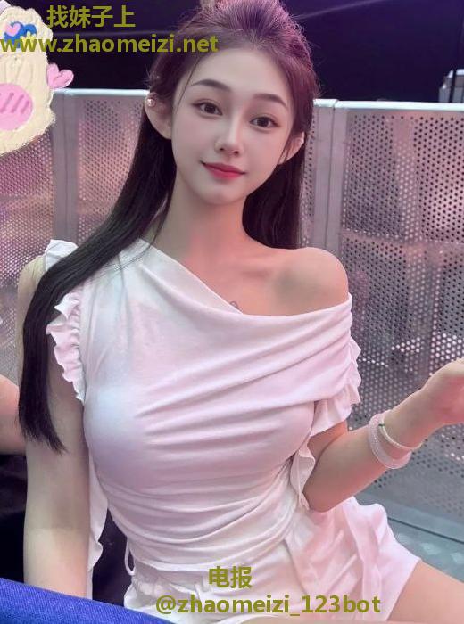 上海气质美女不像那种路边的野鸡