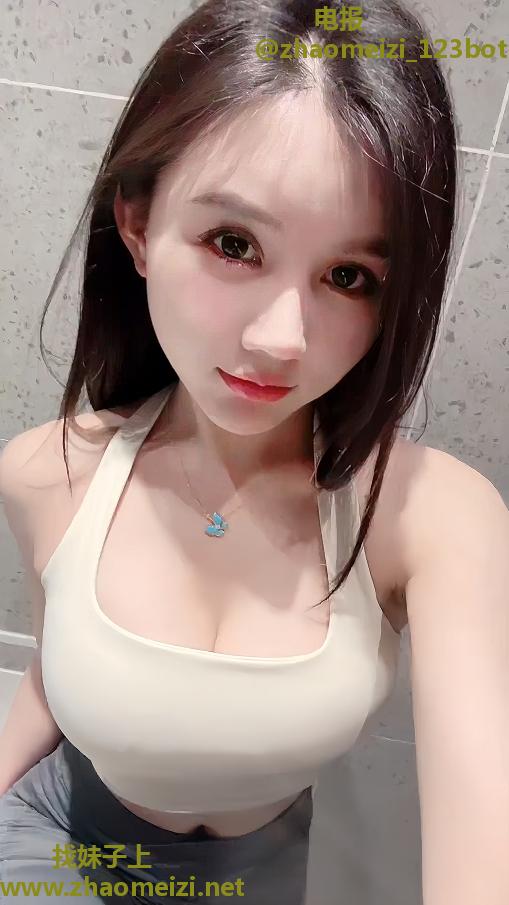大奶菲菲口完在啪超值服务