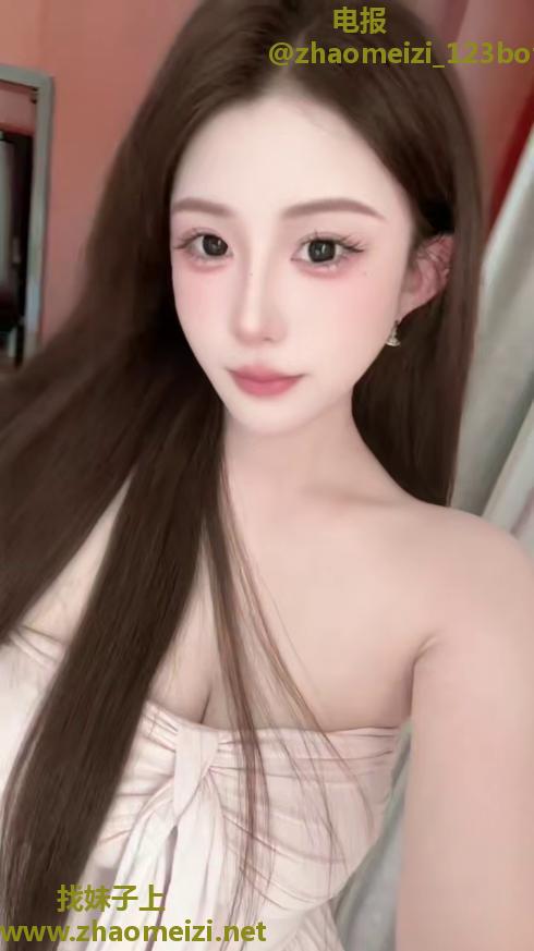 粉嫩多汁小姐姐！主动求操