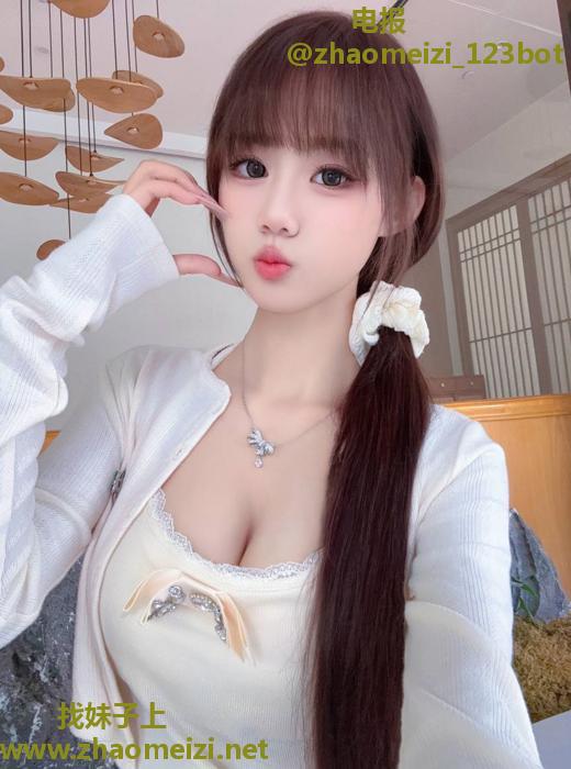 保定吃到一只青春颜值鸡