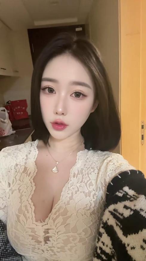 嫖个新茶嫩妹勾人心魂