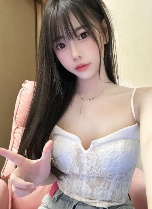 南通口活感觉顶到她的喉咙了