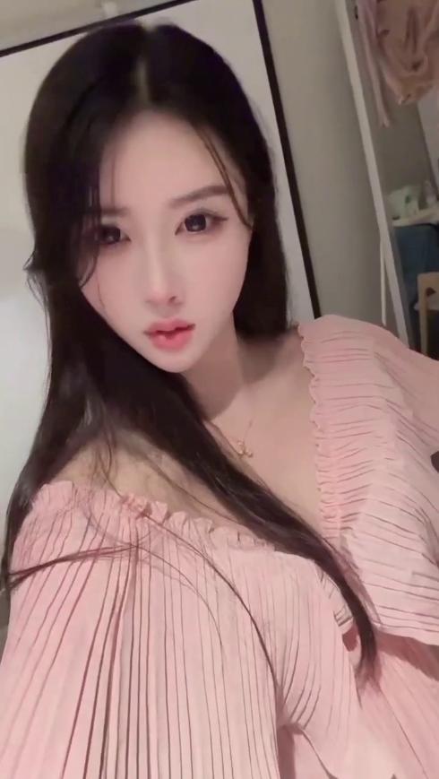 北京天使的面孔！魔鬼的身材