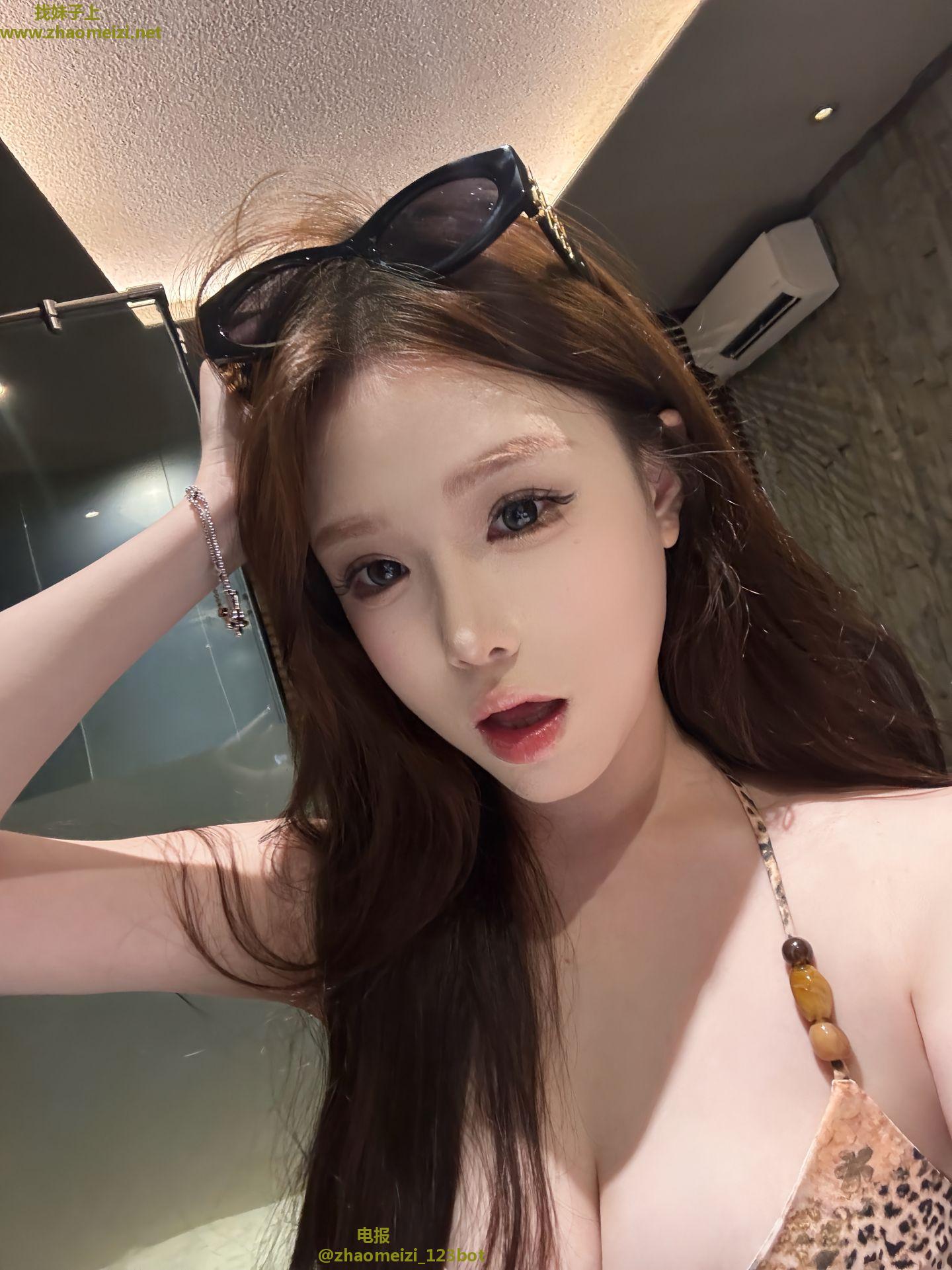 金牛大奶骚妹玩的开