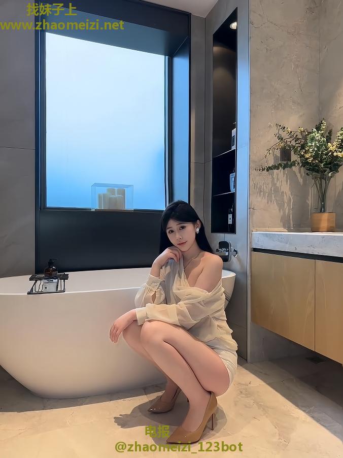 长腿嫩妹粉鲍极品货