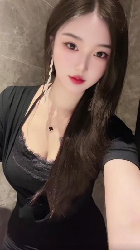 嫖个美女颜值养眼迷人