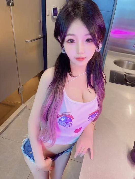 天津叫声淫荡表情很骚越干越来劲