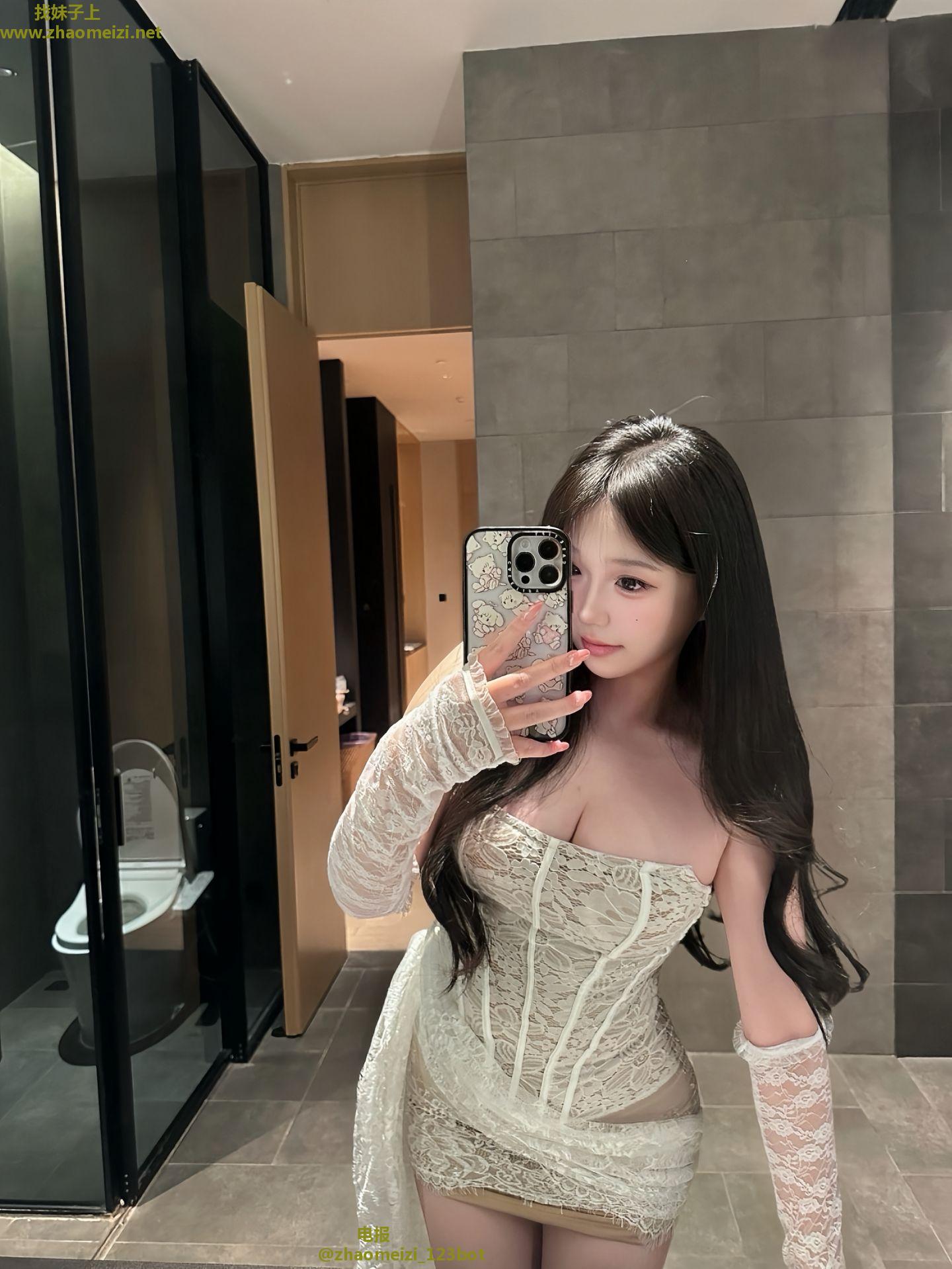 大奶妹妹馒头鲍极品哟