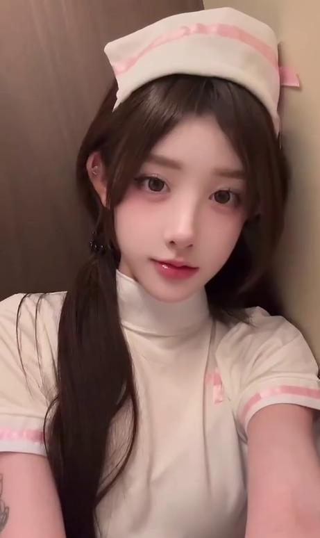 护士妹一次愉快的寻欢 