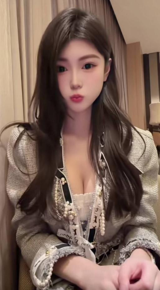 武汉最近比较火的小浪妹