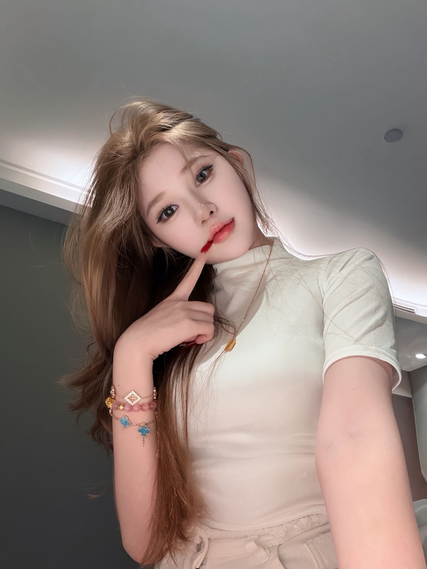 宝山嫩蚌向她开炮