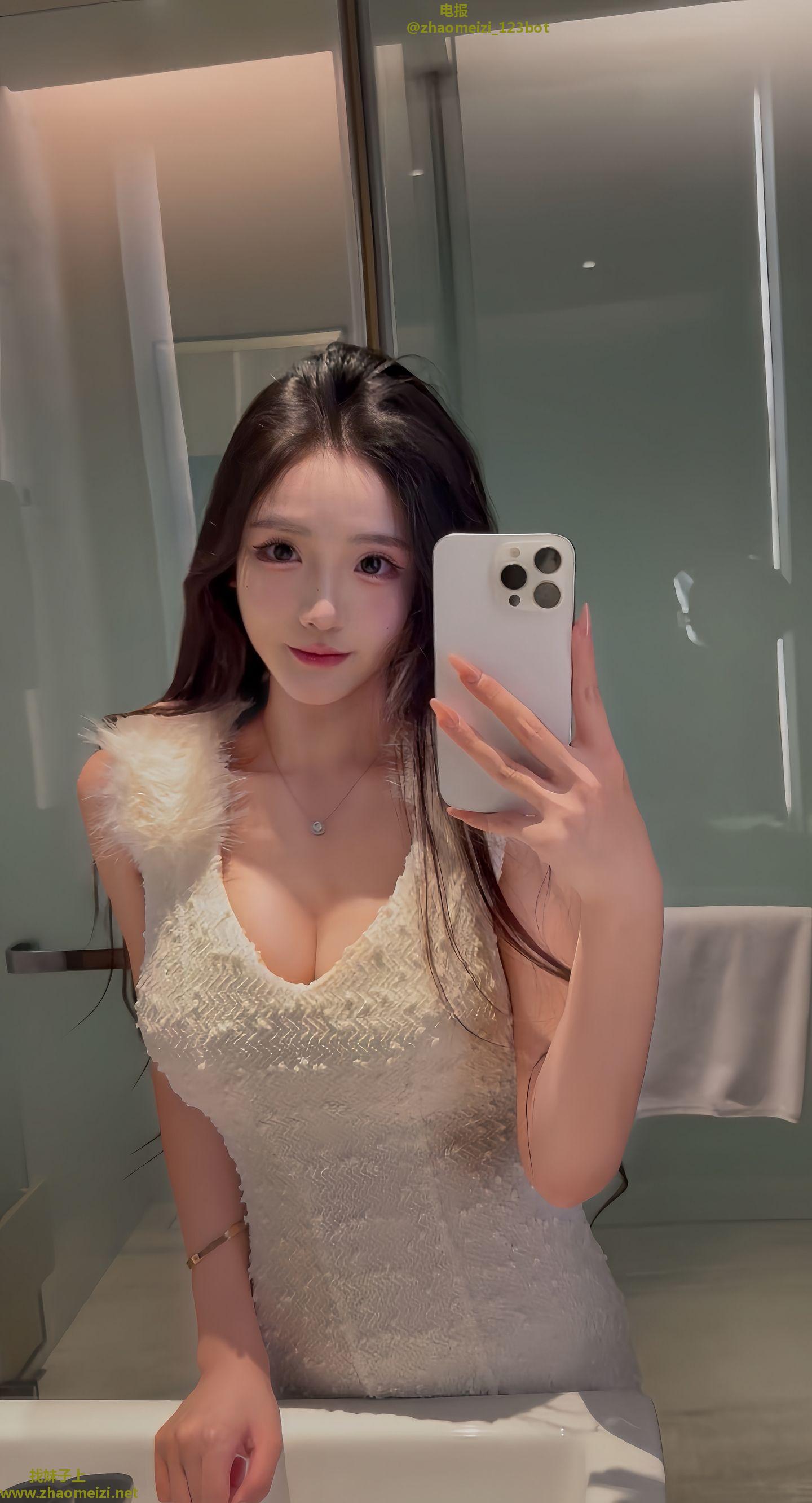 拔套射嘴这骚妹服务很赞