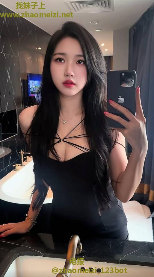 上海青涩的湿妹淫水真多