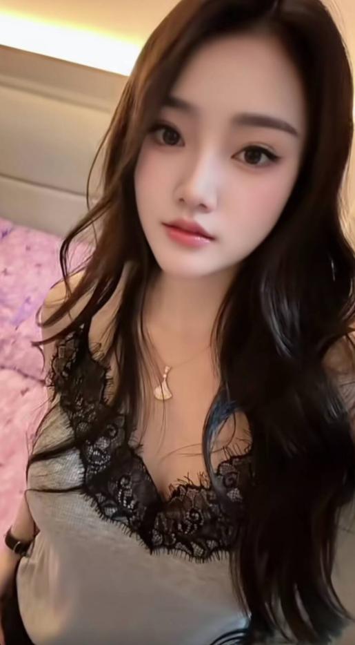 非常好评的妹子颜值又高