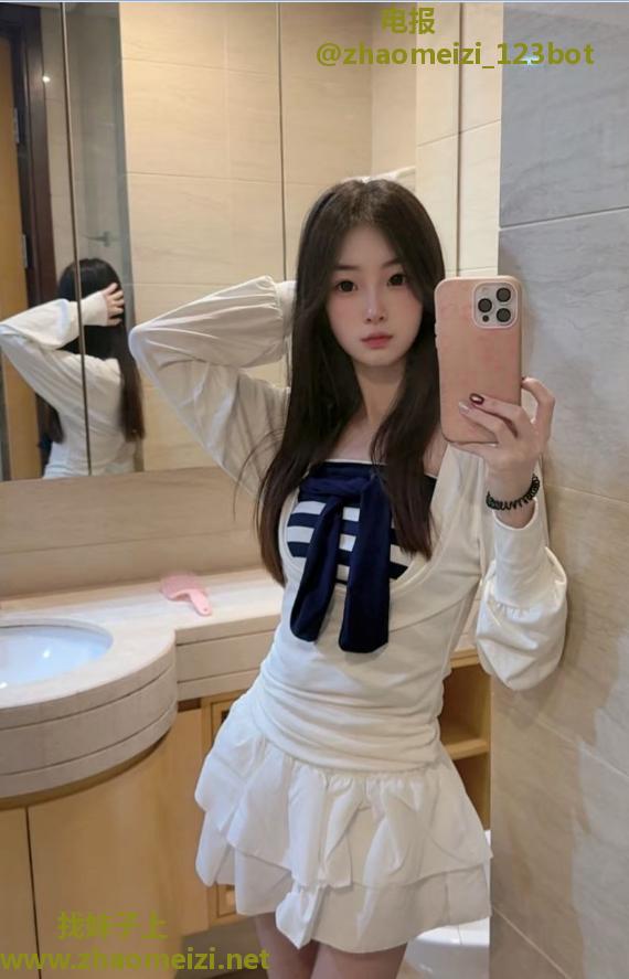 粉嫩学生妹喜欢怎么艹都行