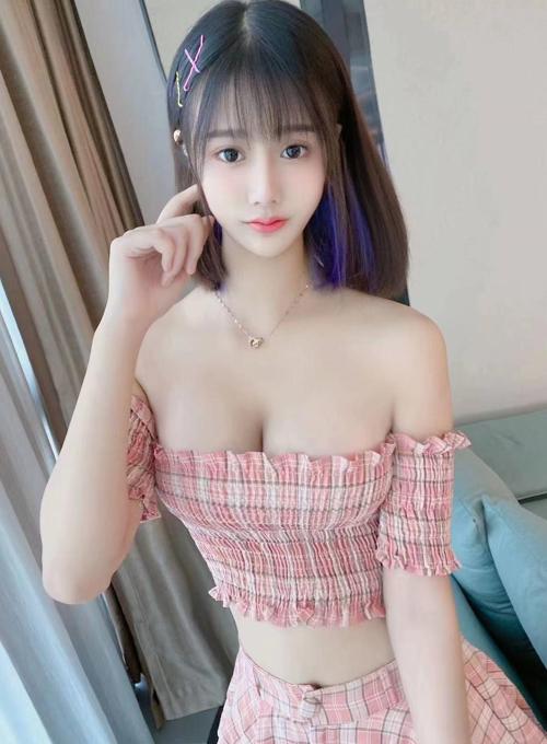 北京妹子两片嫩肉非常的鲜美