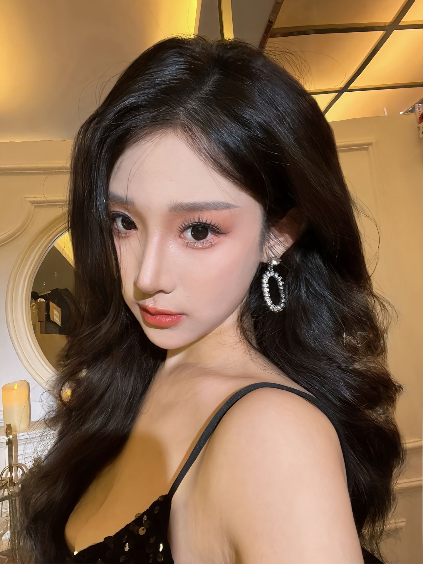 耐桩的骚妞懂风情知情趣