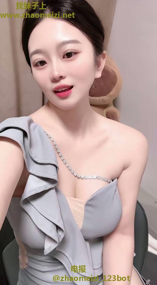 诱人的奶子玩过都说极品