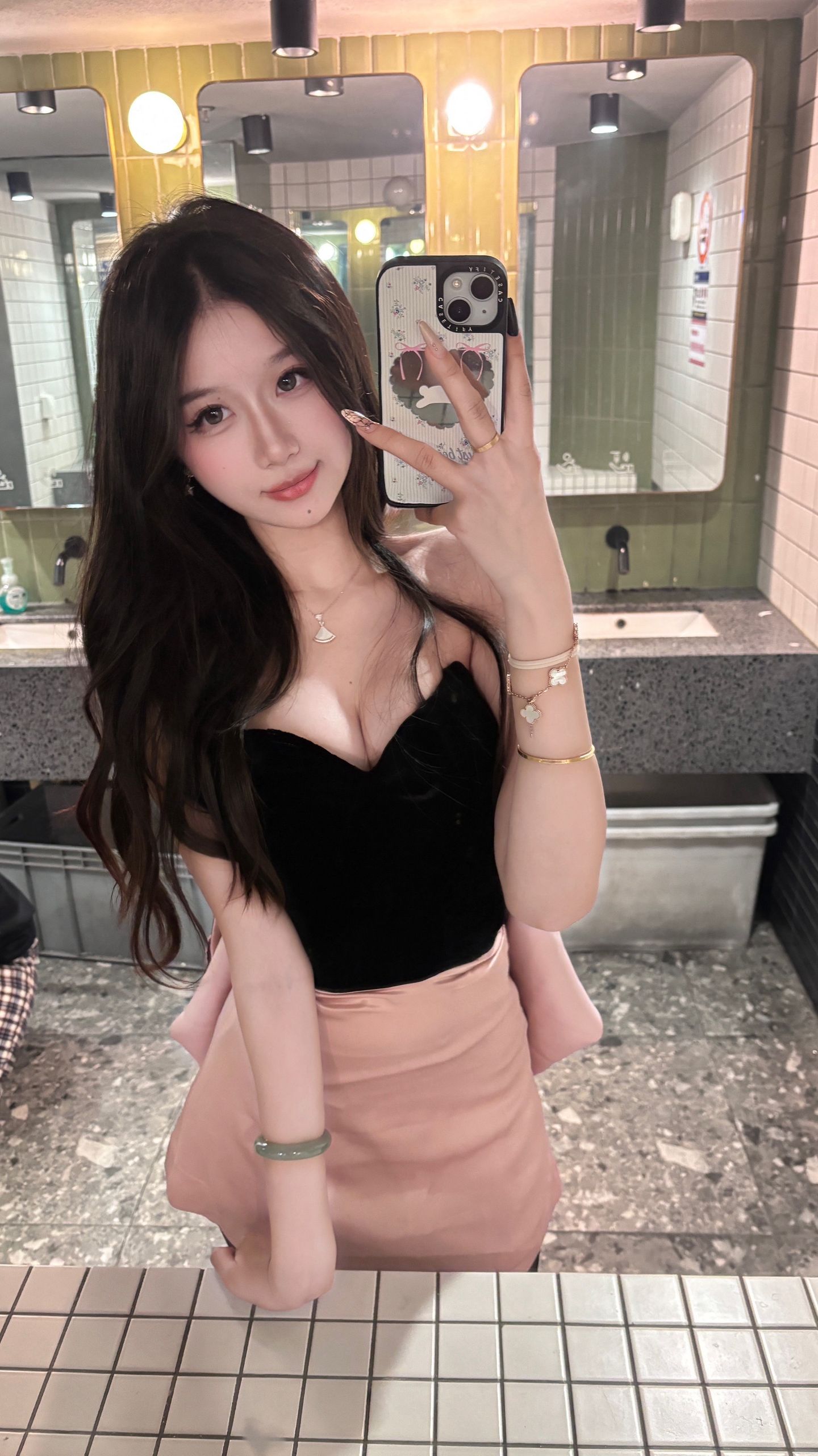 大C乳能玩69式的乖妹妹