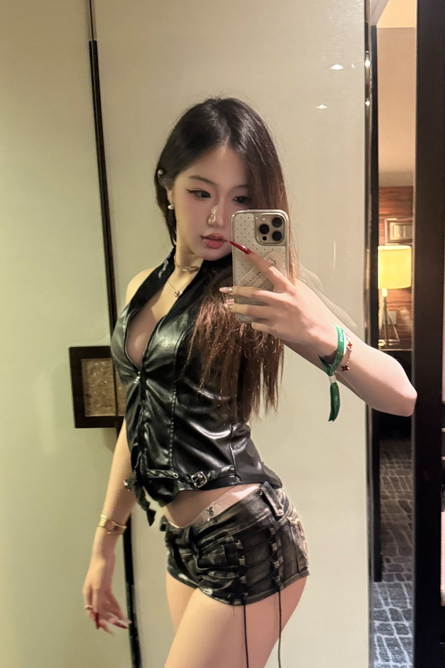 梦梦美女阳具收割机
