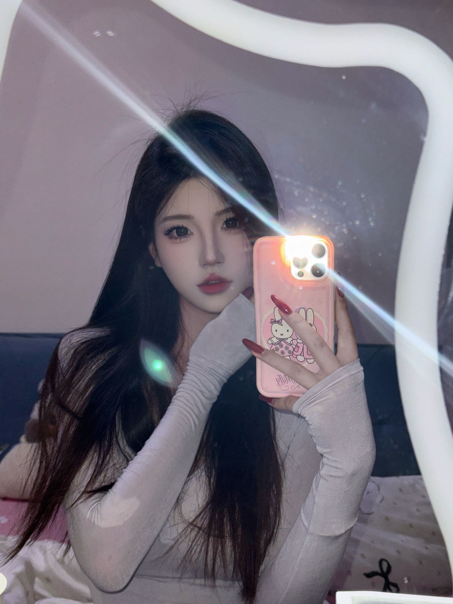 超爽靓妹少女胴体很有骚劲