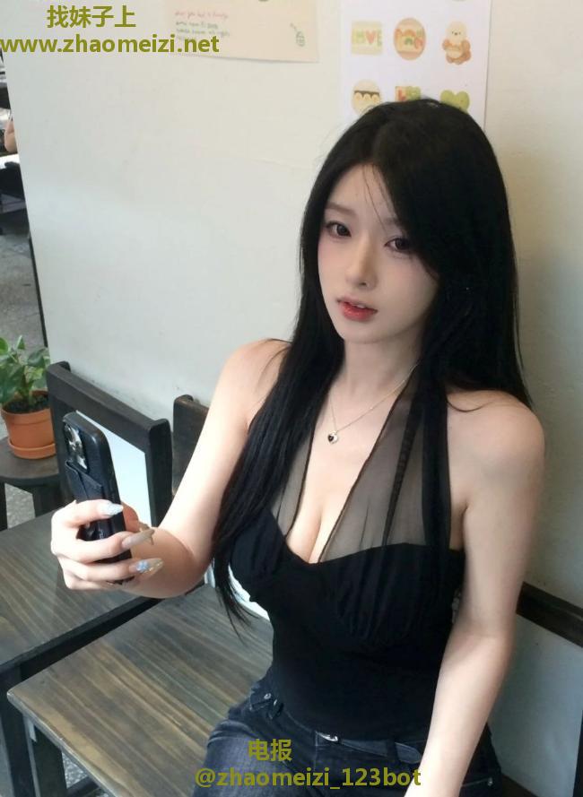 小狐狸一线天淫水直流