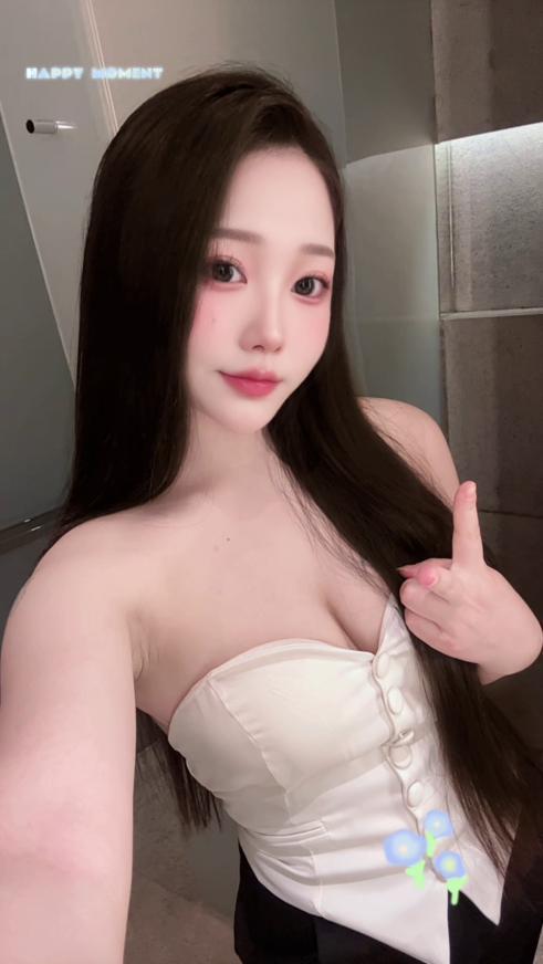 颜值美乳玩过狼友都说好