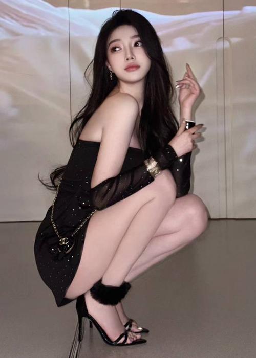 苏州玩了一个颜值身材过硬的靓妹